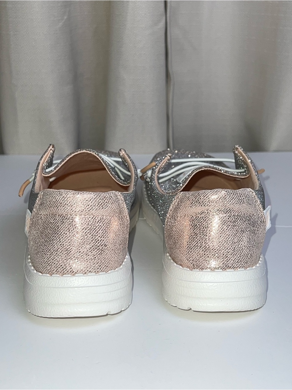 NWOB HEY DUDE Wendy Metallic Silver Sparkle Slip-On Shoes - Picture 10 of 12
